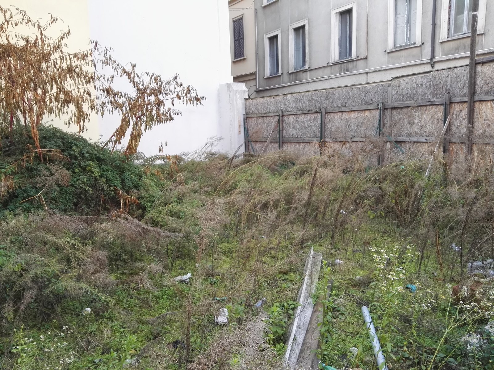 Area Ripa Porta Ticinese-Barsanti-Autari — Milano: Rapporto ambientale preliminare per la VAS del Programma Integrato d'Intervento (foto 1 di 2)
